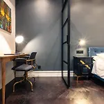 Lägenhet Dubois - 62m2, Workspace, Ac - By Rentujemy *