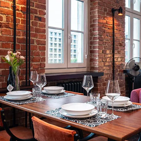 Dubois - 62m2, Workspace, Ac - By Rentujemy 브로츠와프