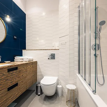 아파트 Dubois - 62m2, Workspace, Ac - By Rentujemy 브로츠와프