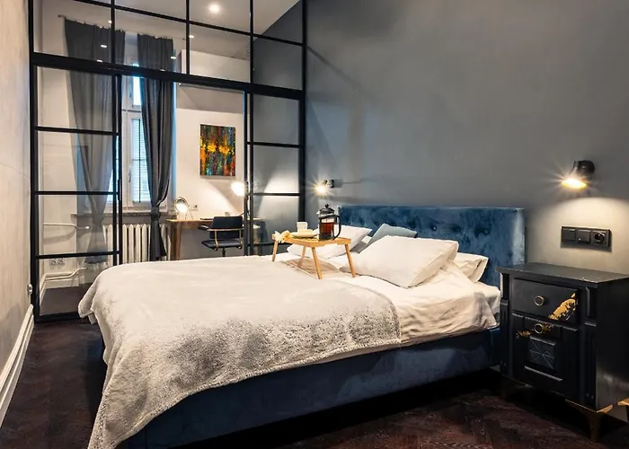 Dubois - 62m2, Workspace, Ac - By Rentujemy Apartman